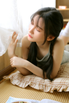 周渝斐